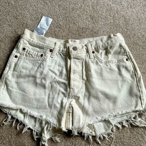 Levi white denim shorts